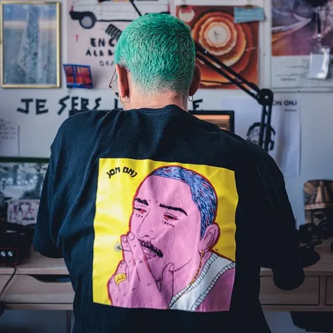 Jon Onj T恤
